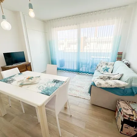 Apartament Piscina, Vicno Al Mare - Le Palme